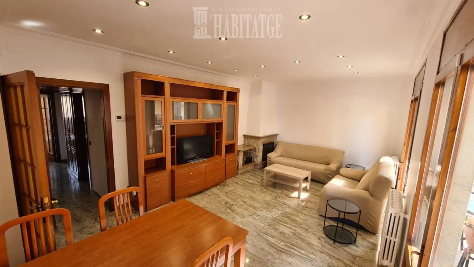 Sala d'estar de Pis en venda en Vic amb Traster i Balcó