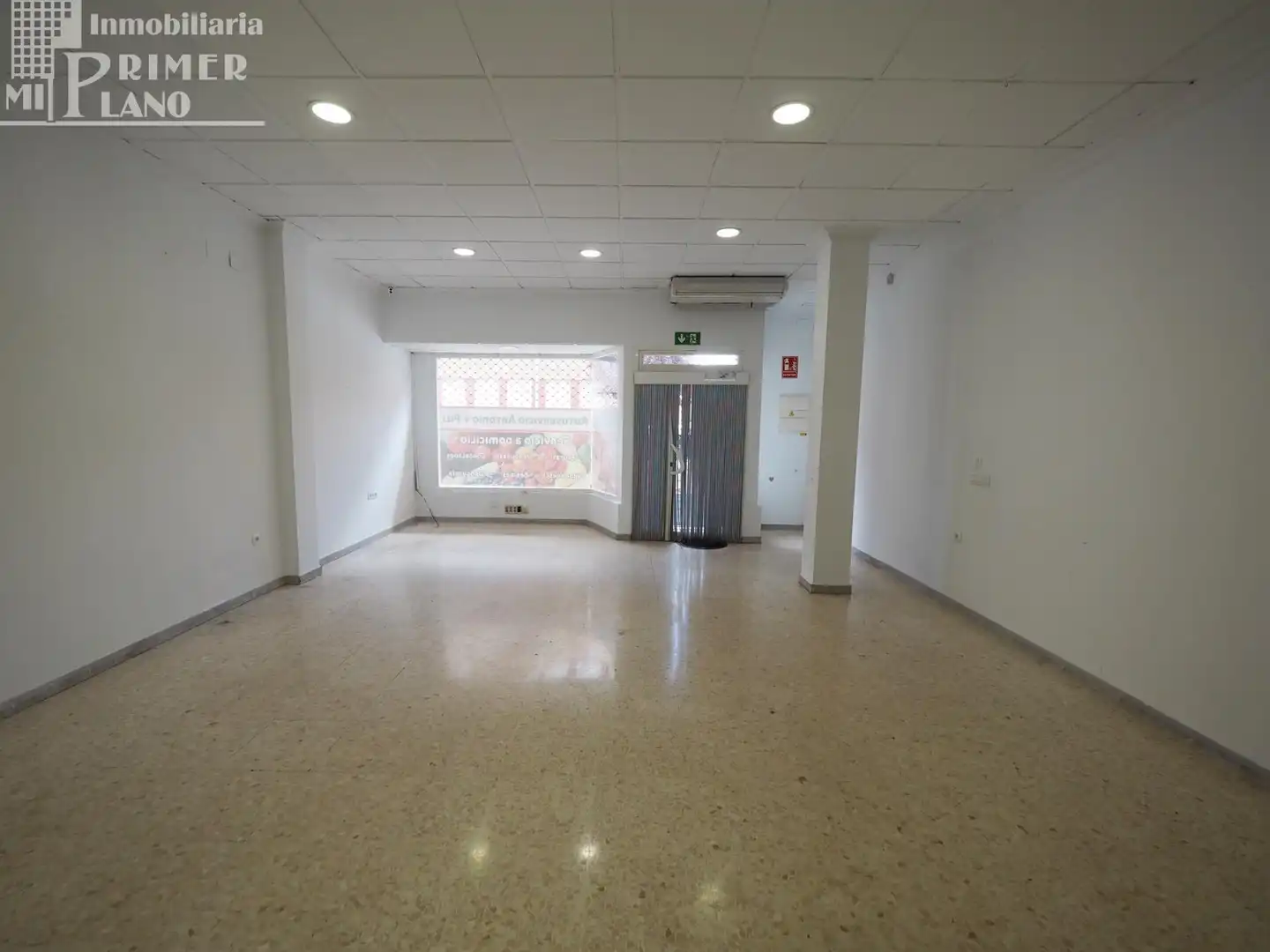 Local comercial de lloguer a Tomelloso