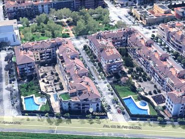 Pis amb balcó en venda a Noroeste