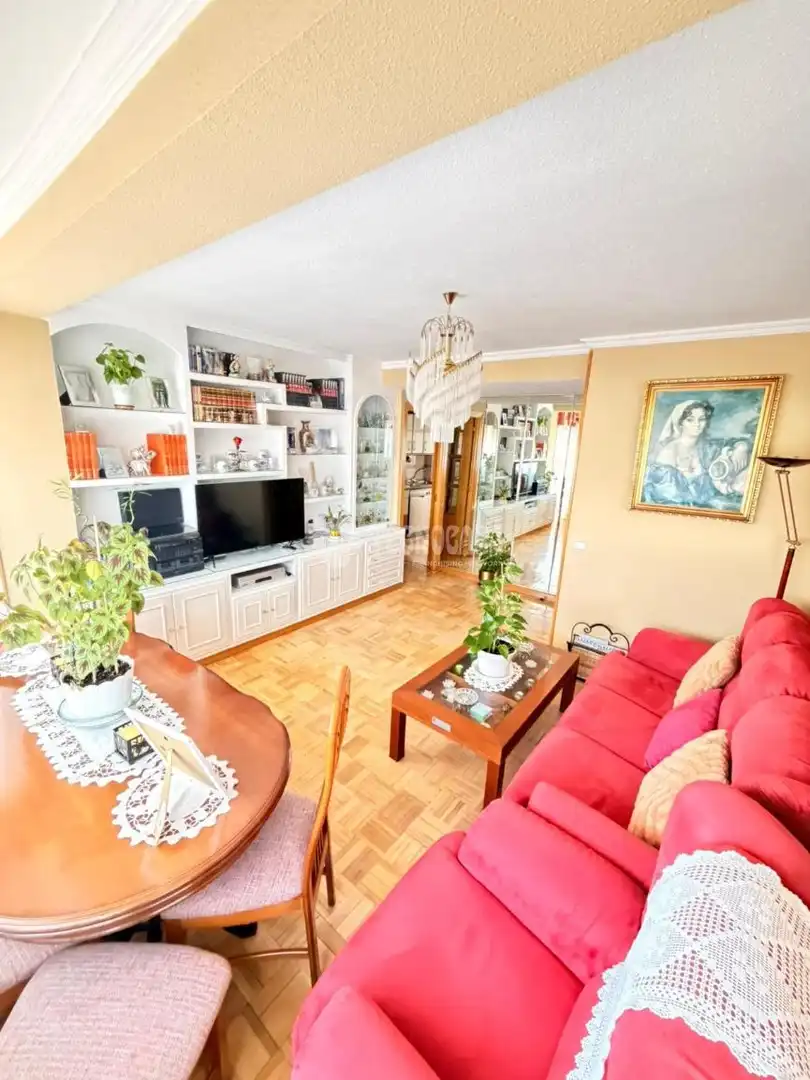 Sala de estar de Piso en venta en Torrejón de Ardoz con Aire acondicionado, Parquet y Terraza