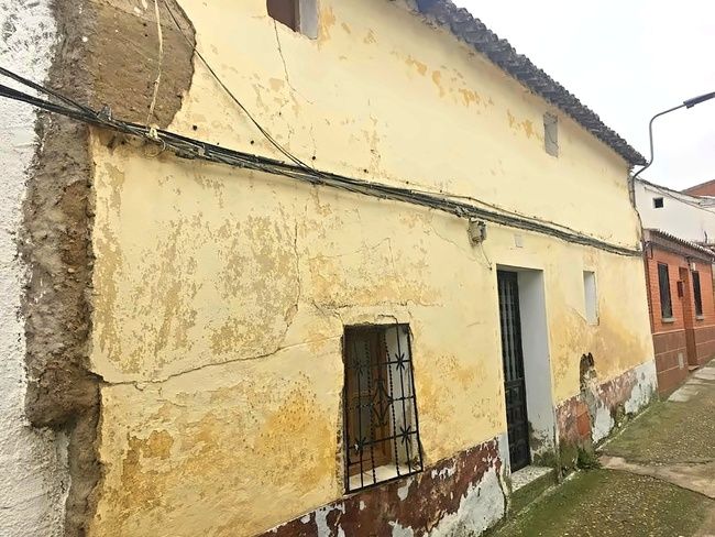 Vista exterior de Casa adosada en venta en Novés