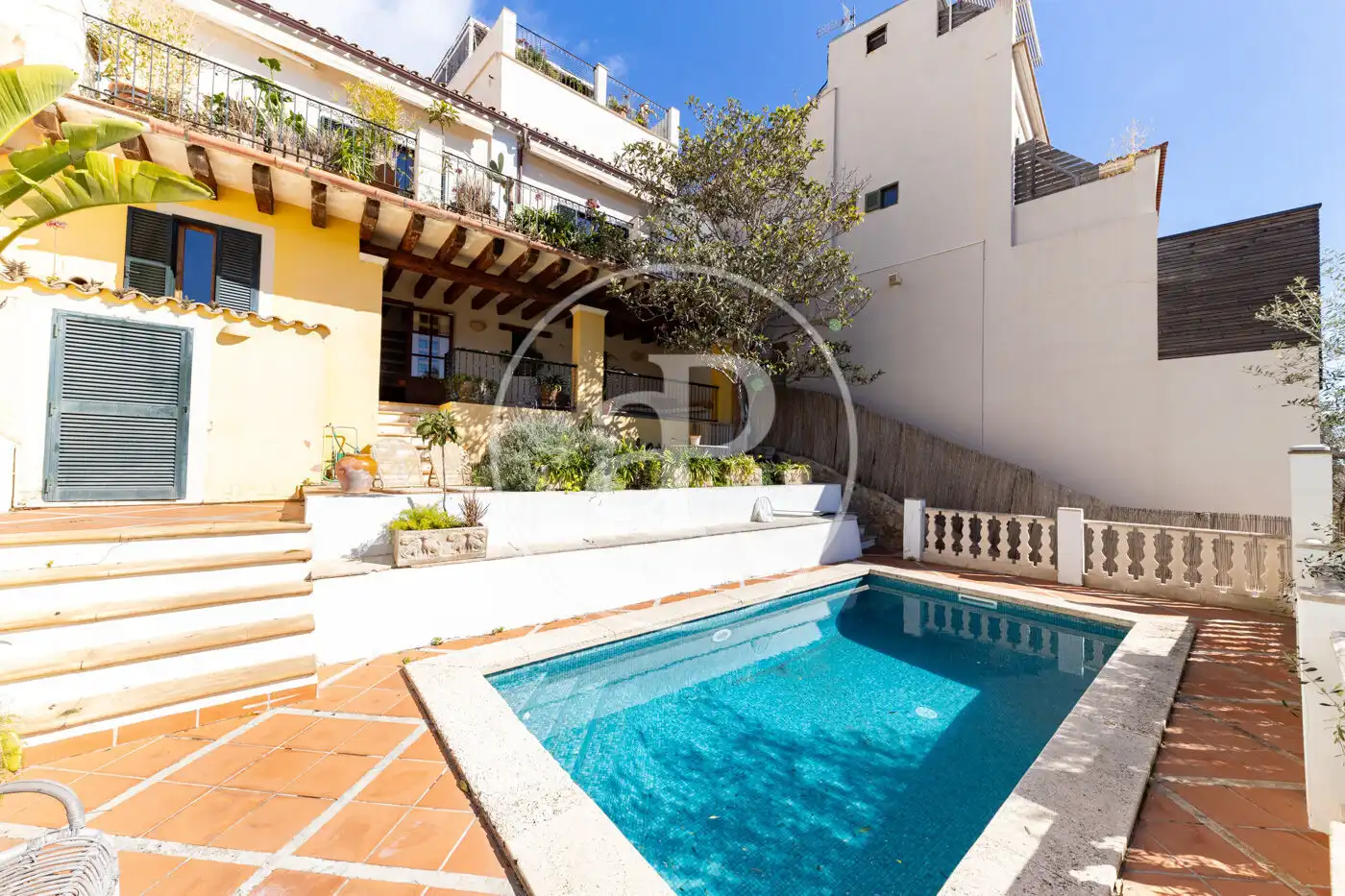 Vista exterior de Casa o xalet en venda en  Palma de Mallorca amb Terrassa i Piscina