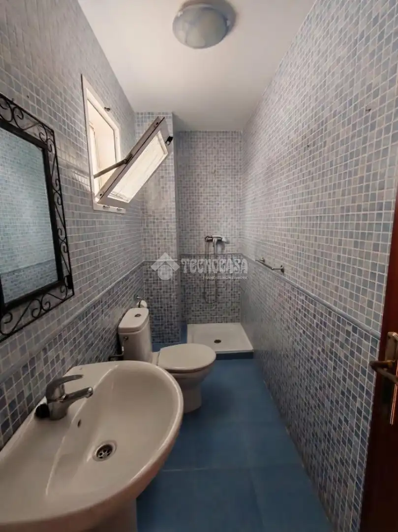 Baño de Casa adosada en venta en Marchena