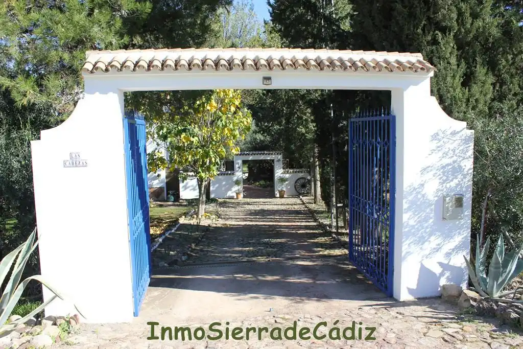Casa rústica amb piscina en venda a Algodonales, imagen 3