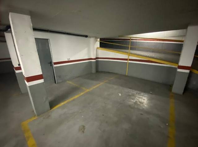 Garaje en Venta en Molino en Centro