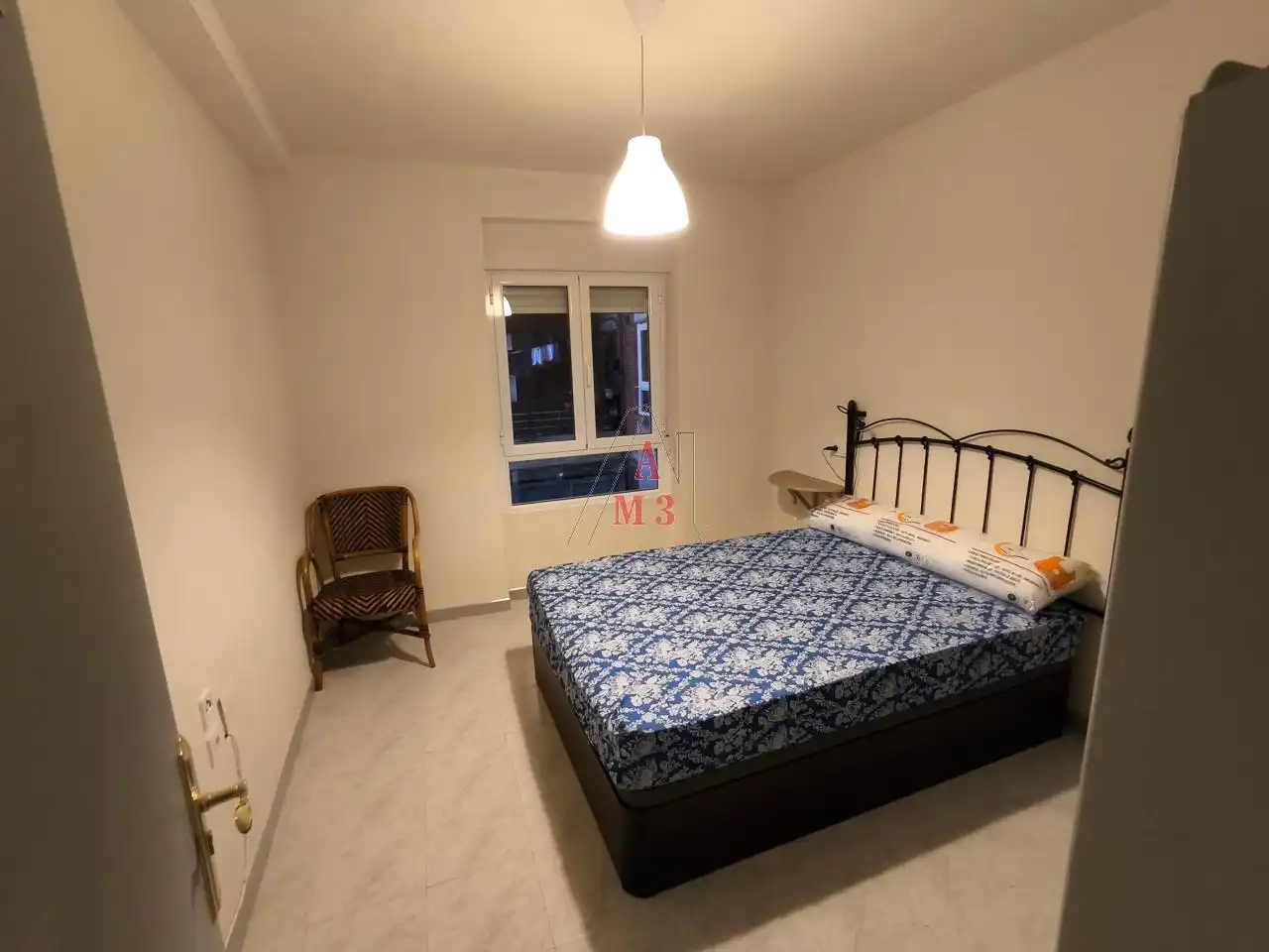 Habitación de Piso para compartir en León Capital  con Calefacción y Amueblado