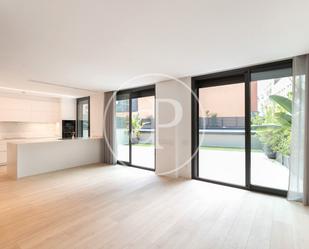 Duplex to rent in Via Augusta, Sarrià