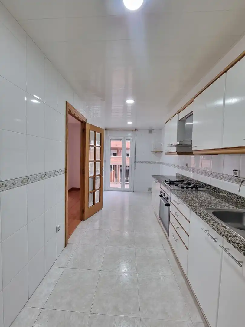 Piso de alquiler en El Poble Sec