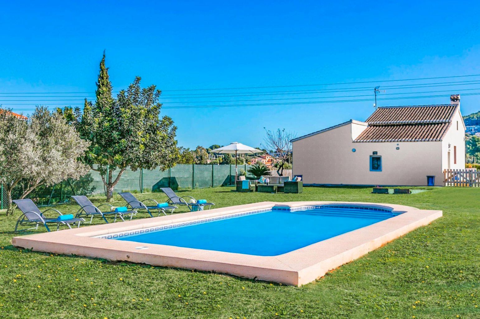 Piscina de Finca rústica de lloguer en Jávea / Xàbia amb Aire condicionat, Calefacció i Jardí privat