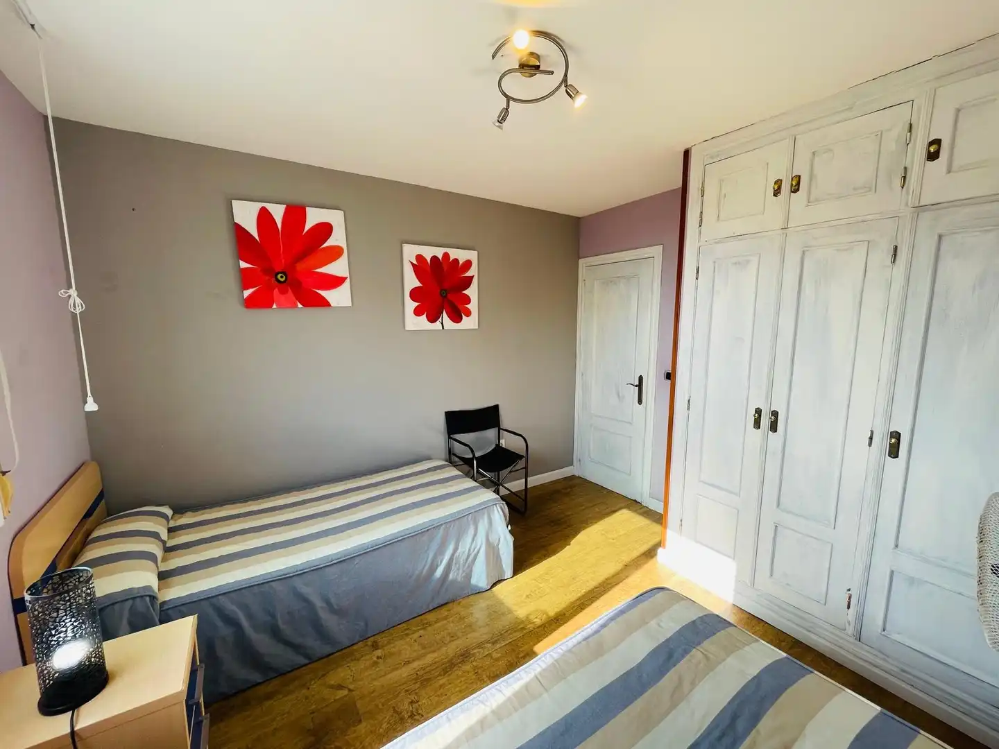 Habitación de Apartamento de alquiler en La Manga del Mar Menor con Aire acondicionado, Calefacción y Piscina