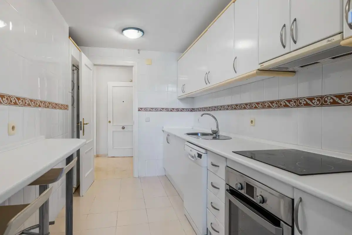 Apartament amb piscina en venda a Torrequebrada, imagen 4