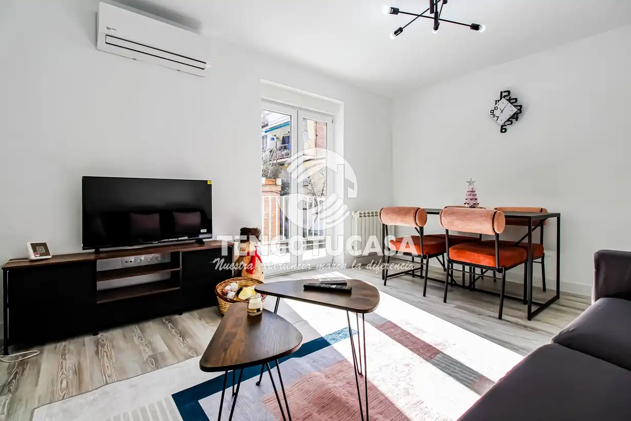 Sala d'estar de Pis en venda en Madrid amb Aire condicionat, Calefacció i Terrassa