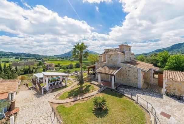 Casa o xalet en venda en Alcúdia amb Aire condicionat, Jardí privat i Terrassa