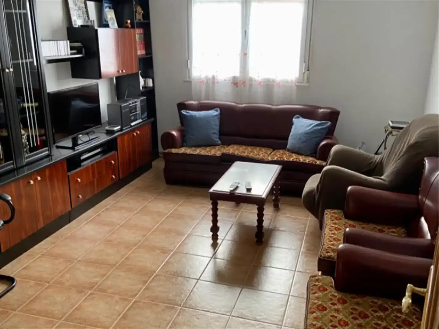 Sala de estar de Casa o chalet en venta en Fabero con Balcón
