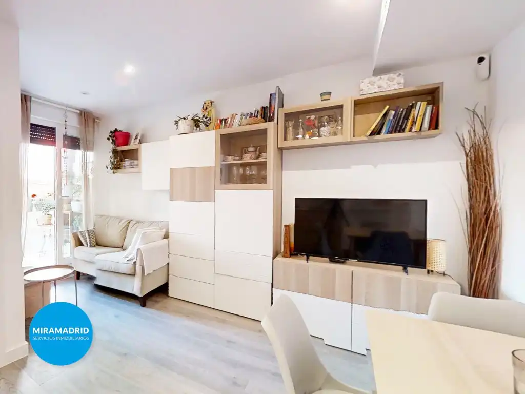 Sala de estar de Planta baja en venta en Ajalvir con Piscina comunitaria