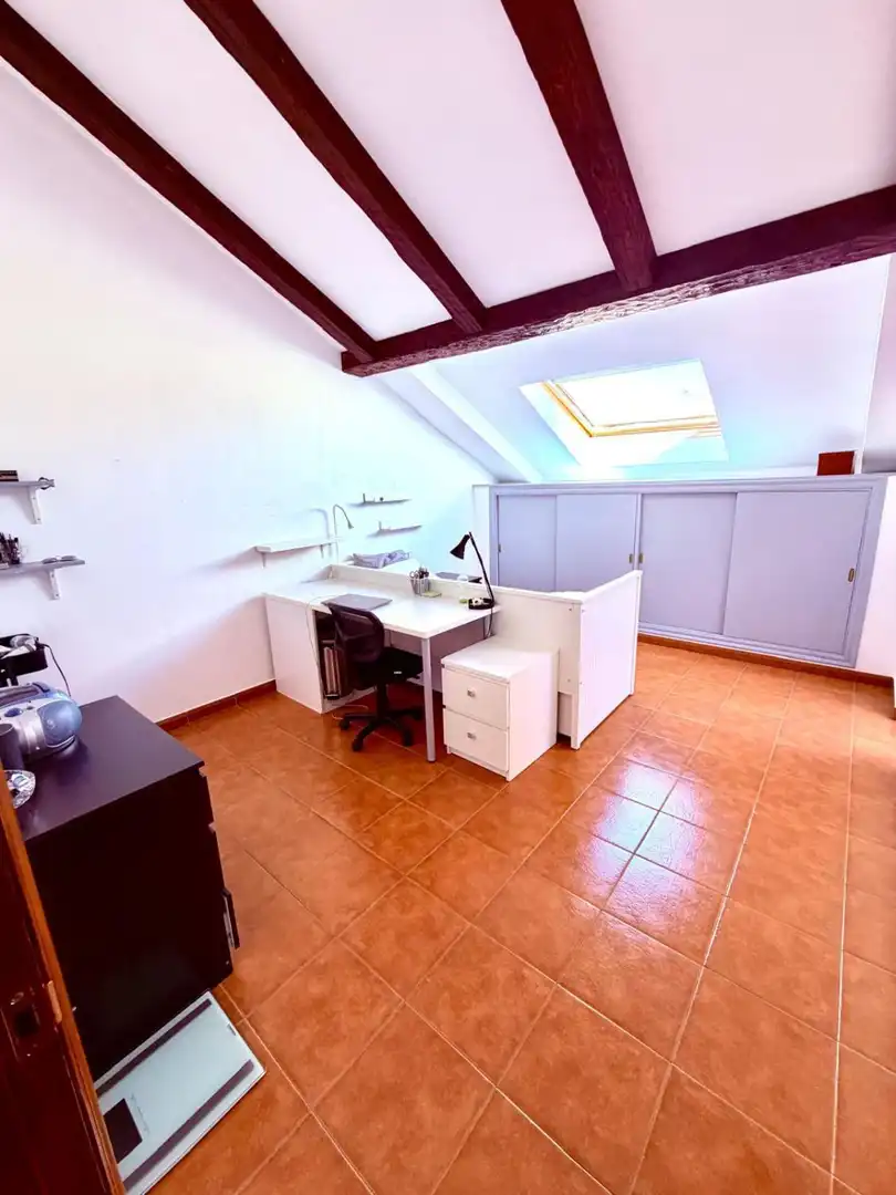 Houses for sale in Fuengirola  with Air Conditioner, Heating and Private garden
