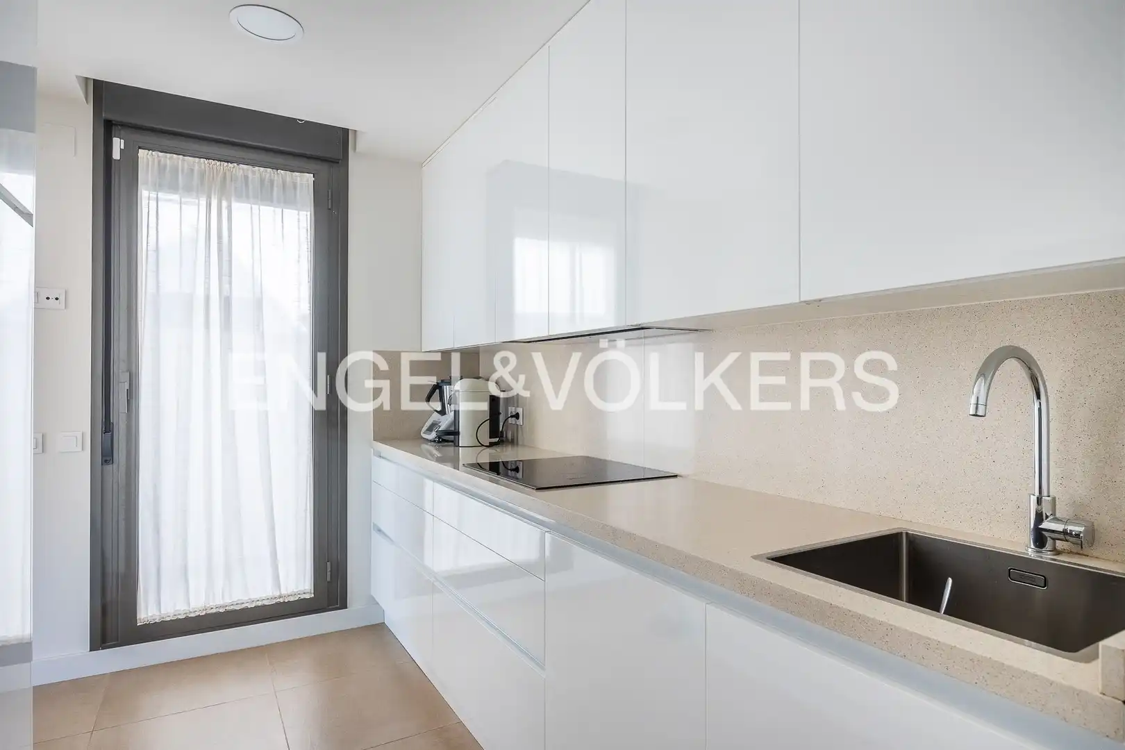 Kitchen of Detached homes for sale in Mairena del Aljarafe  with Air Conditioner, Heating and Private garden