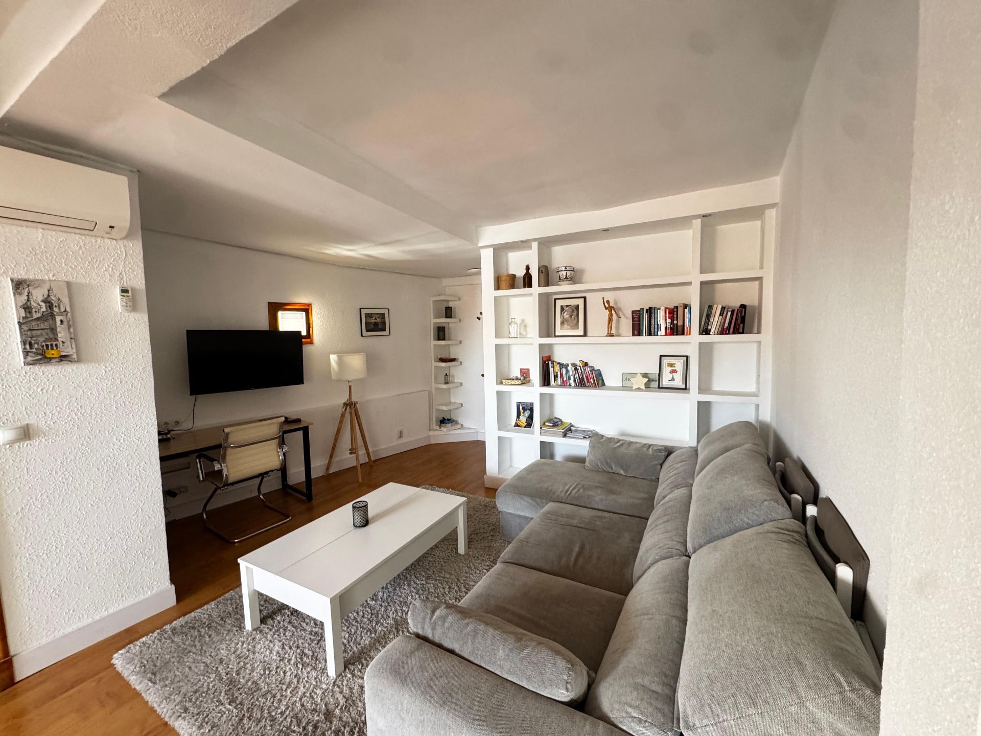 Sala de estar de Ático en venta en Valladolid Capital con Aire acondicionado, Calefacción y Parquet