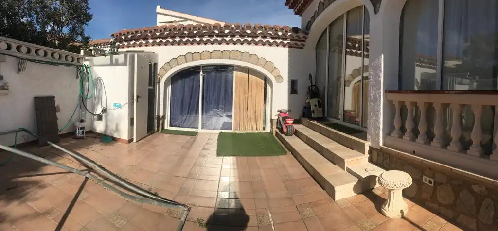 Terrassa de Casa o xalet en venda en Mont-roig del Camp amb Aire condicionat, Jardí privat i Terrassa