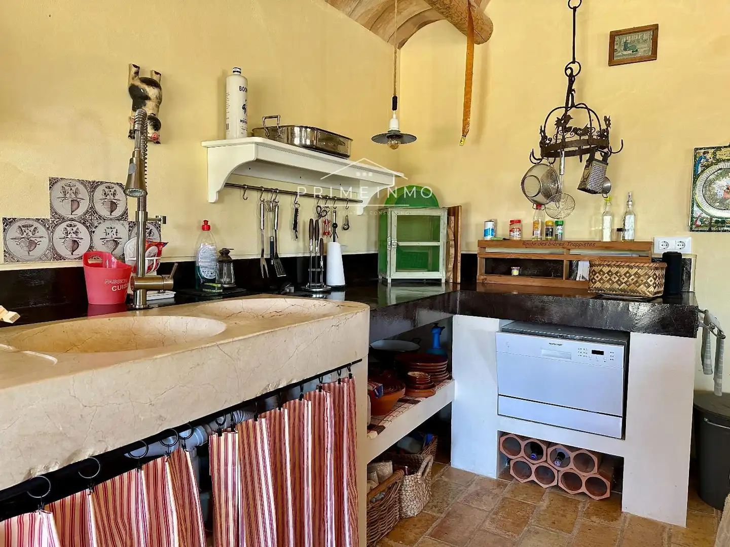 Casa rústica con terraza en venta en El Perelló, imagen 11