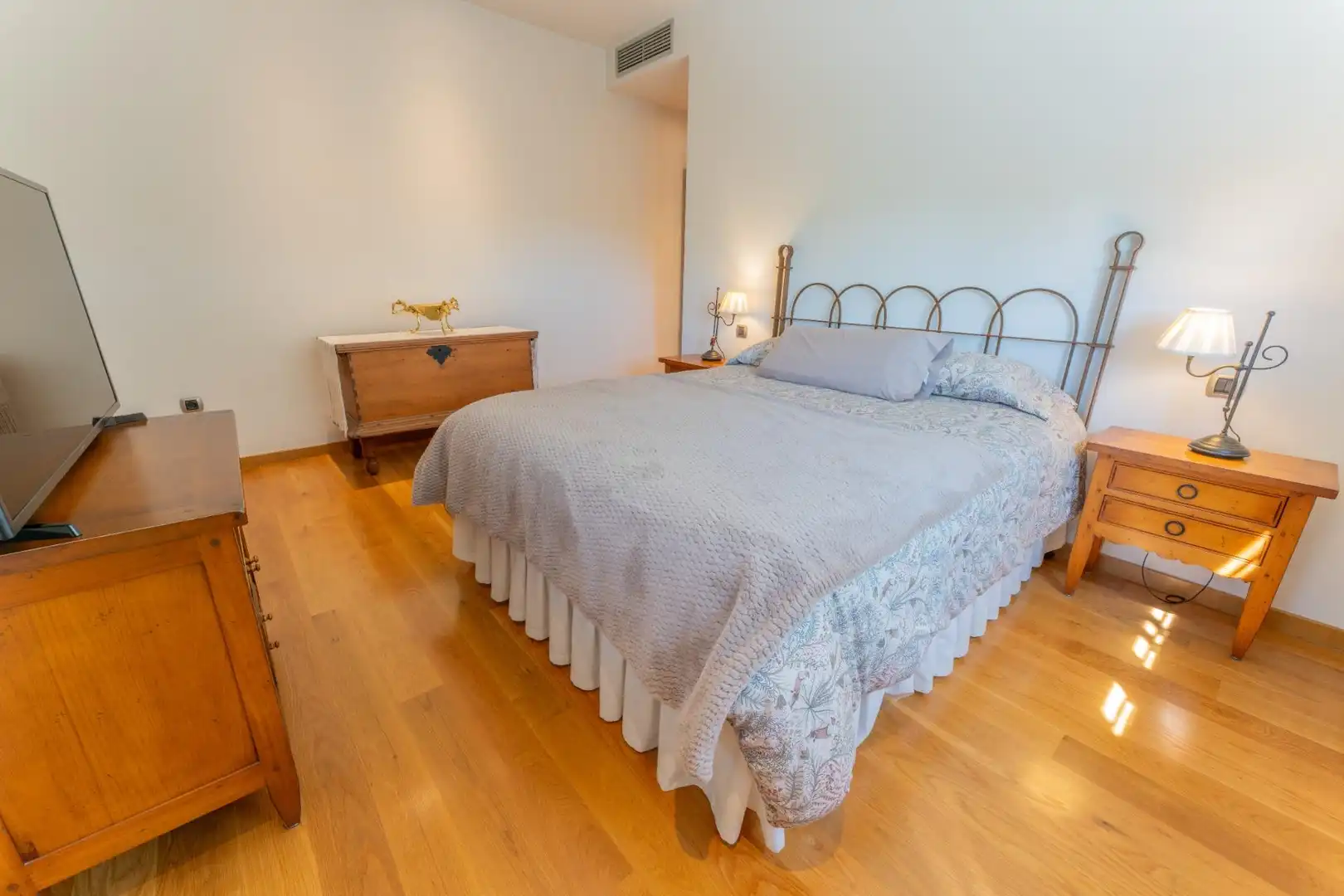 Habitación de Casa o chalet en venta en Elche / Elx con Aire acondicionado, Calefacción y Jardín privado