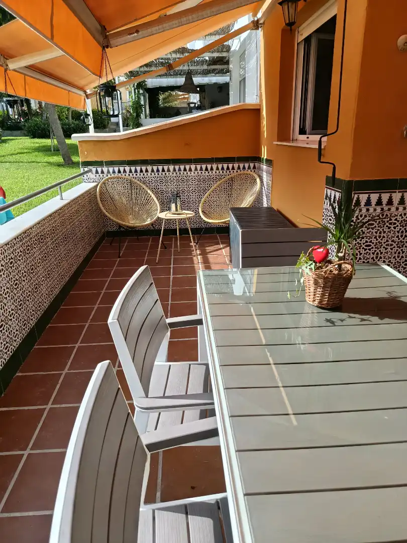 Terrassa de Casa adosada de lloguer en Roquetas de Mar amb Aire condicionat, Parquet i Traster