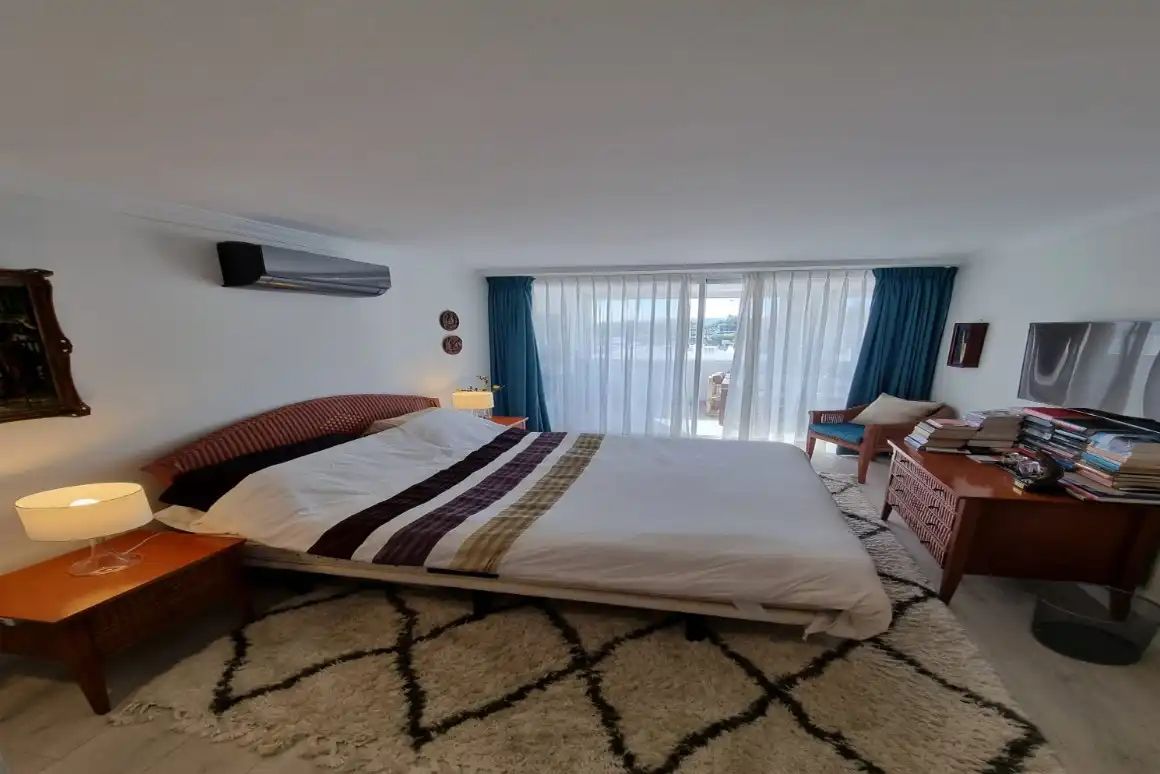 Bedroom of Apartments for sale in Benahavís  with Air Conditioner, Heating and Private garden