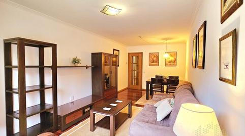 Foto 5 de Piso de alquiler en Costa Grande, O Milladoiro, Ames