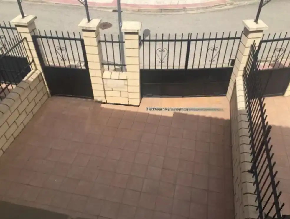 Terrassa de Casa o xalet en venda en Poza de la Sal amb Calefacció, Jardí privat i Terrassa