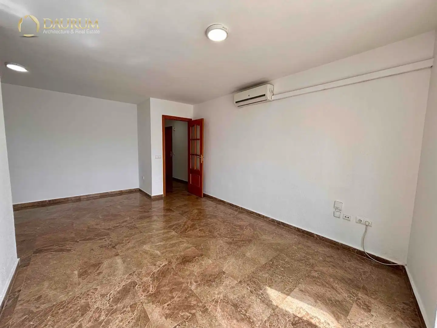 Flat with lift for sale in ALCALDE JOSÉ BENÍTEZ ROCHA, imagen 26