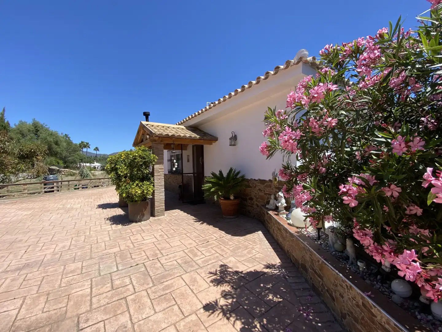 Garden of Country homes for sale in Estepona  with Air Conditioner, Private garden and Terrace