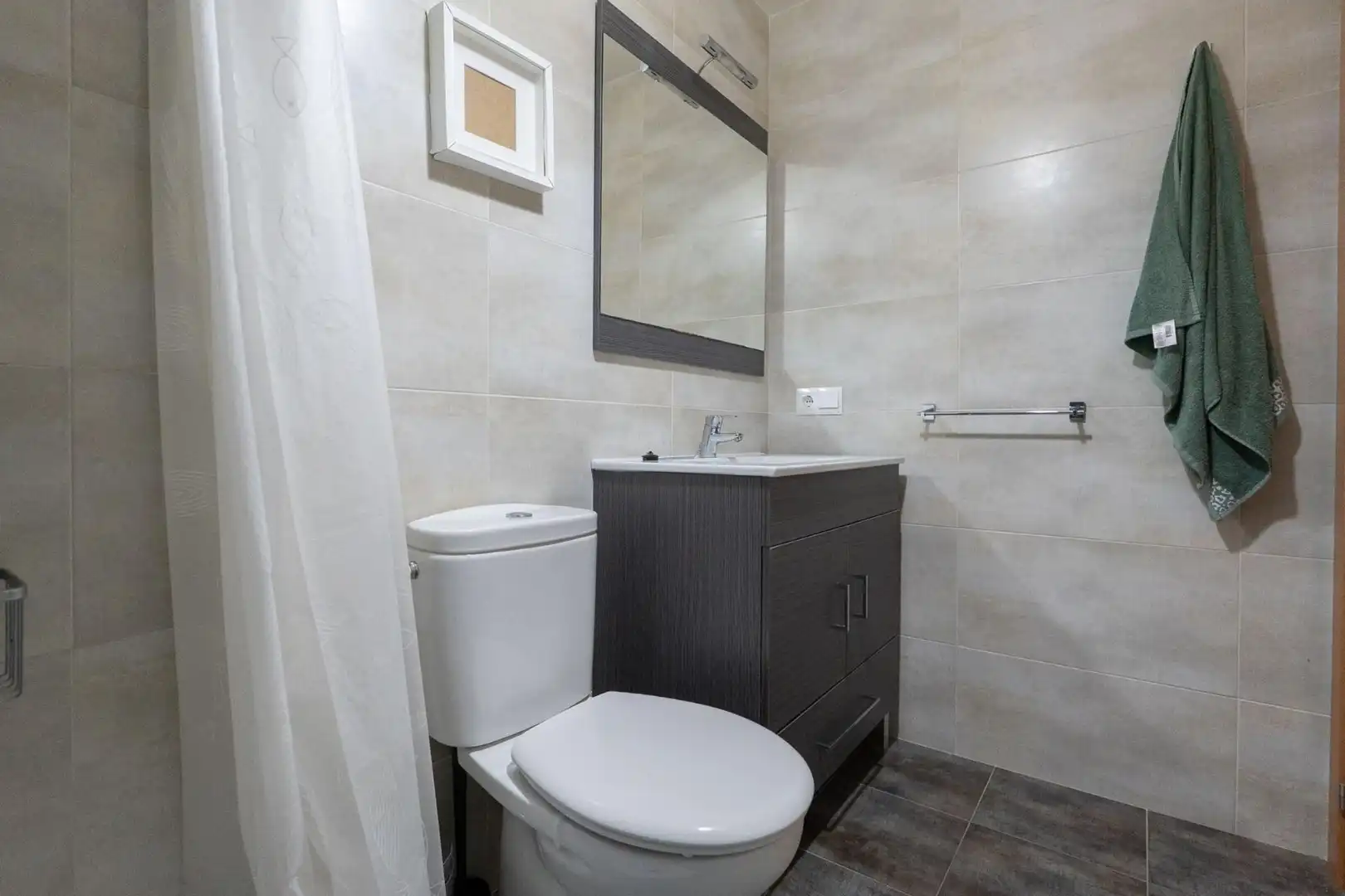 Baño de Piso en venta en Deltebre con Aire acondicionado