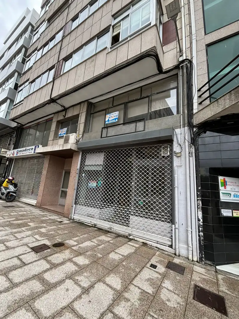 Local comercial en venta en Rúa Ramón y Cajal