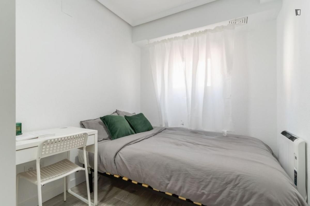 Apartment to share in Zofio