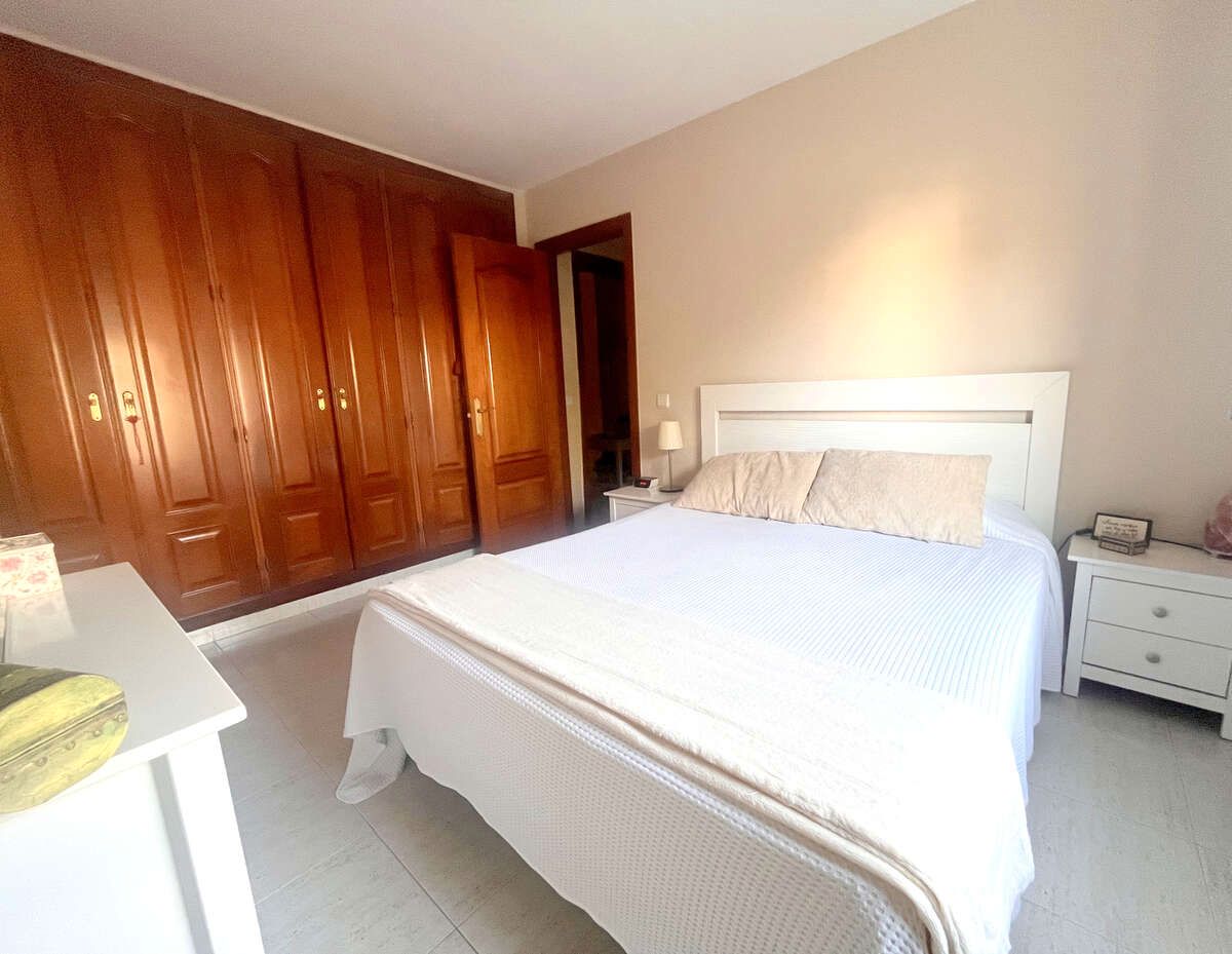 Dormitori de Apartament en venda en Teguise amb Terrassa i Moblat