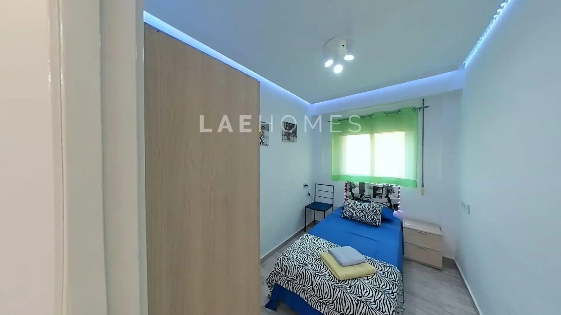 Dormitori de Apartament en venda en Valencia amb Aire condicionat, Calefacció i Moblat