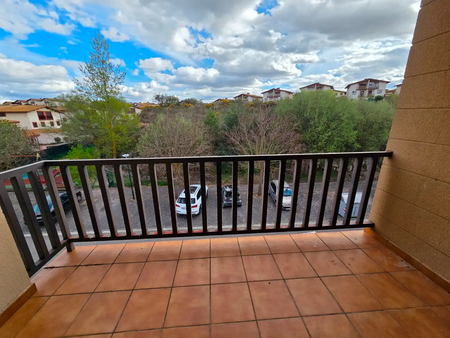 Terraza de Casa adosada en venta en Cardeñadijo con Calefacción, Jardín privado y Terraza