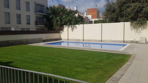 Foto 2 von Erdgeschoss zur Miete in Pare Font, Segle XX, Terrassa
