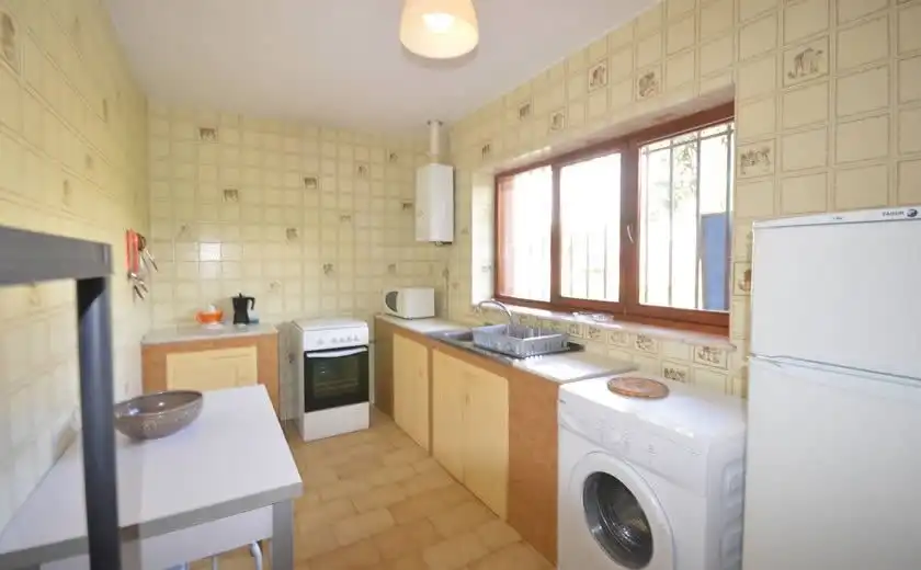 Cocina de Apartamento de alquiler en Llanes con Jardín privado, Terraza y Amueblado
