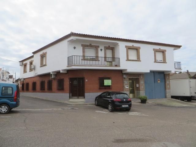 Exterior view of Flat for sale in Polán  with Private garden