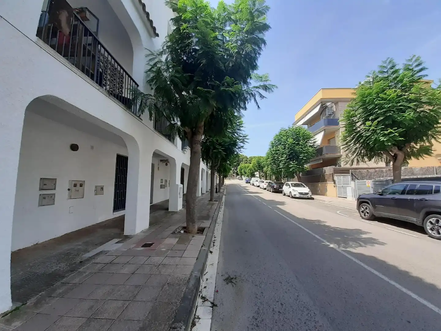 Außenansicht von Garage zum Verkauf in Roda de Berà