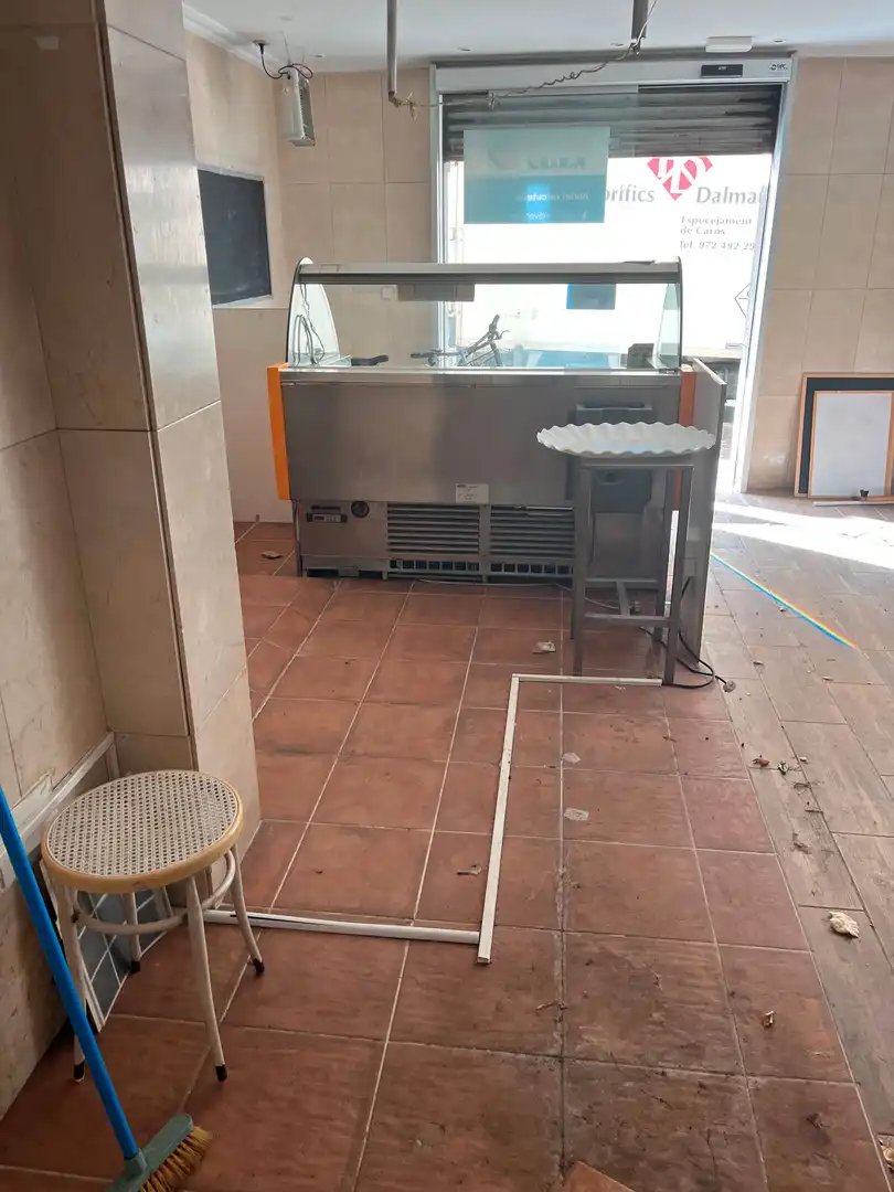 Commercial properties for rent in N/A, -1, Sant Narcís