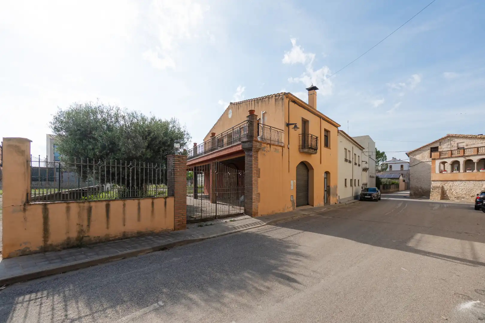 Vista exterior de Casa o xalet en venda en Borrassà amb Aire condicionat, Calefacció i Jardí privat