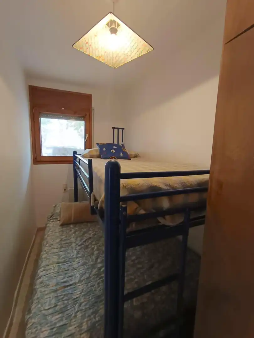 Habitación de Apartamento en venta en Castell d'Aro, Platja d'Aro i s'Agaró con Aire acondicionado, Calefacción y Terraza