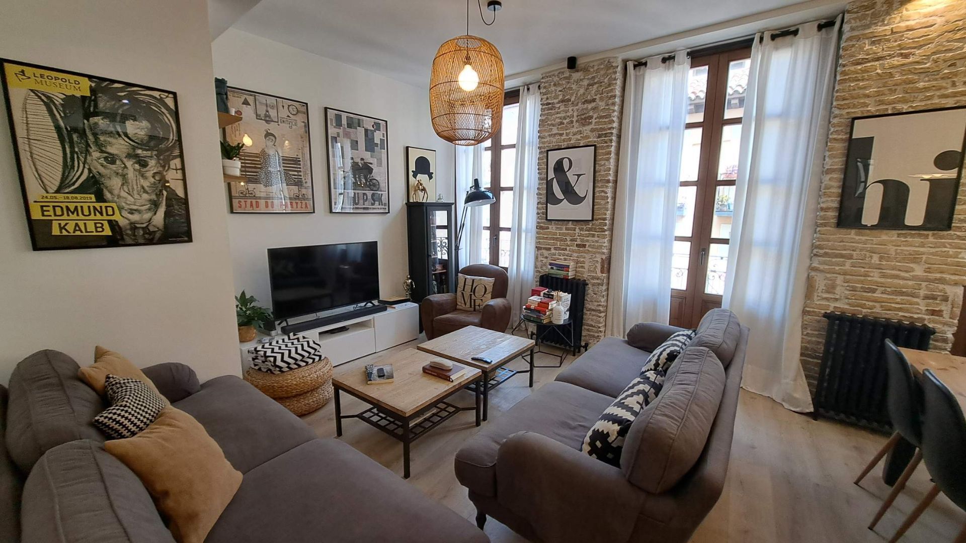 Sala de estar de Piso de alquiler en  Zaragoza Capital con Aire acondicionado y Calefacción
