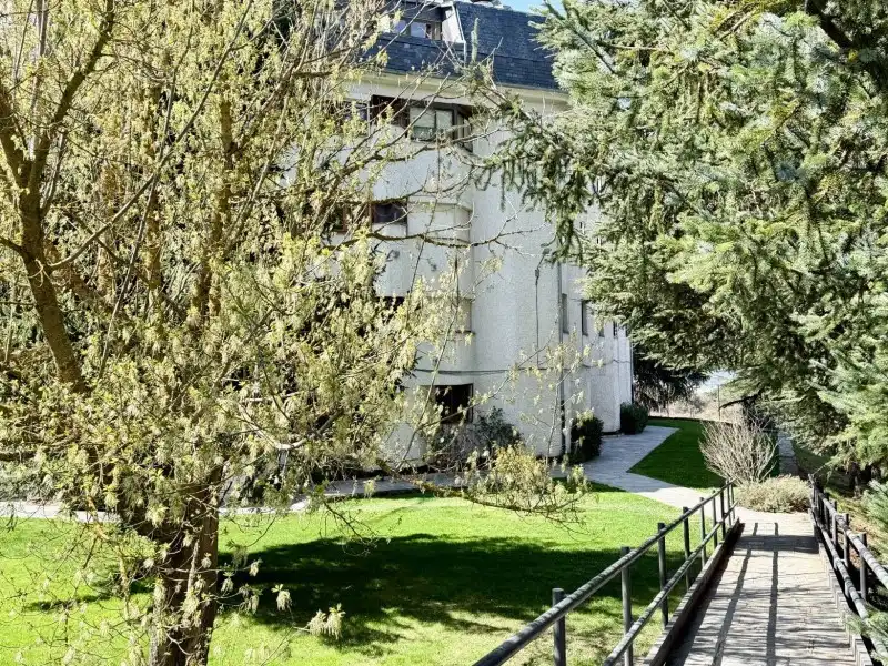 Außenansicht von Wohnung zum Verkauf in El Espinar mit Heizung und Abstellraum