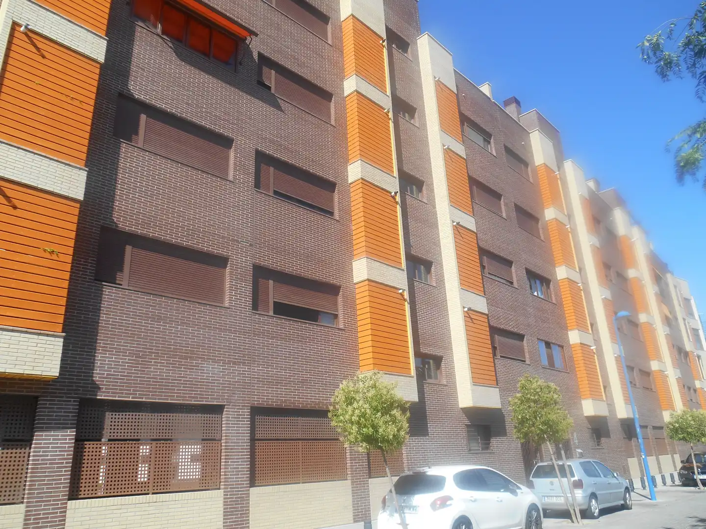 Vista exterior de Pis de lloguer en Leganés amb Calefacció, Traster i Piscina