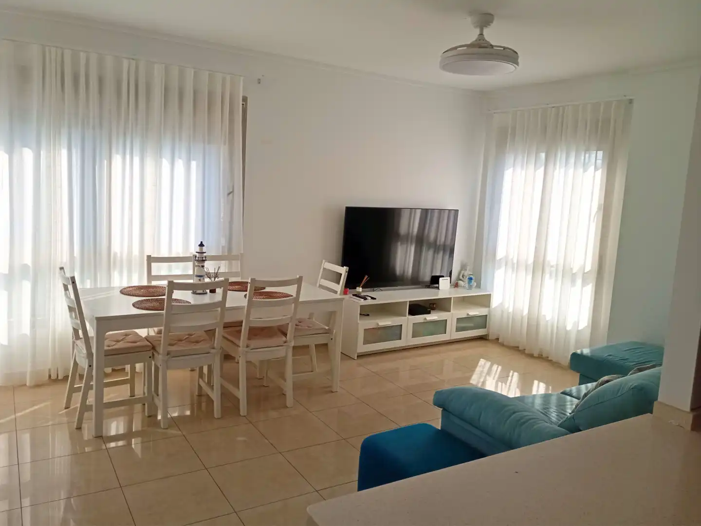 Sala de estar de Piso en venta en La Manga del Mar Menor con Aire acondicionado, Amueblado y Horno