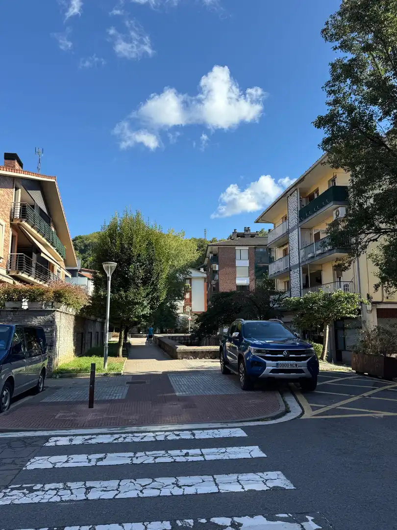 Vista exterior de Local en venta en Astigarraga