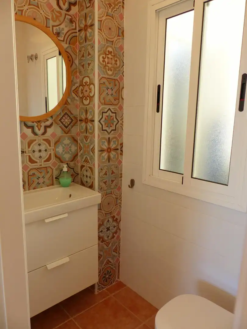 Bathroom of Flat for sale in Chipiona  with Air Conditioner, Terrace and Furnished